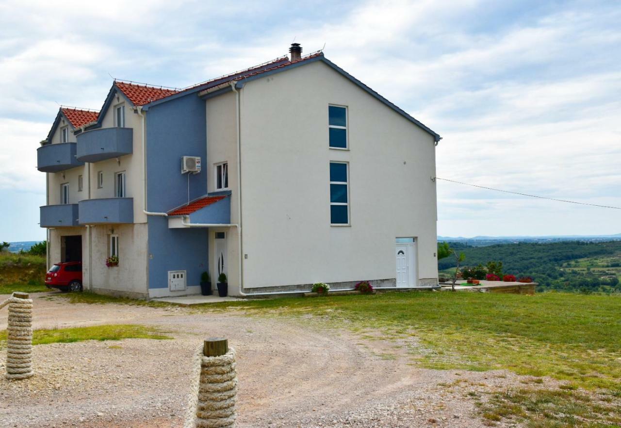 Apartmani Niko 1 Radovin Ngoại thất bức ảnh